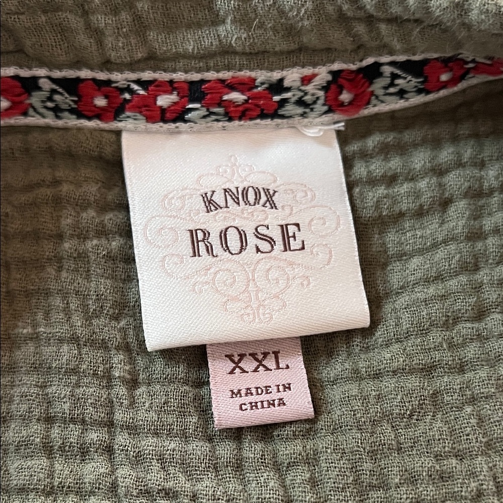 Knox Rose Olive Green Button-Front Gauze V-Neck Top - Picture 8 of 10